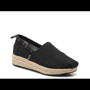 Black Platform Bobs